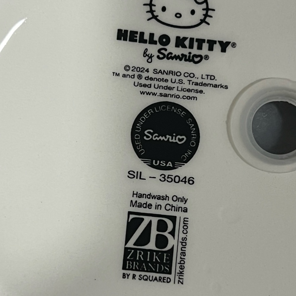 Host Pick Rare Hello Kitty Planter - image 6